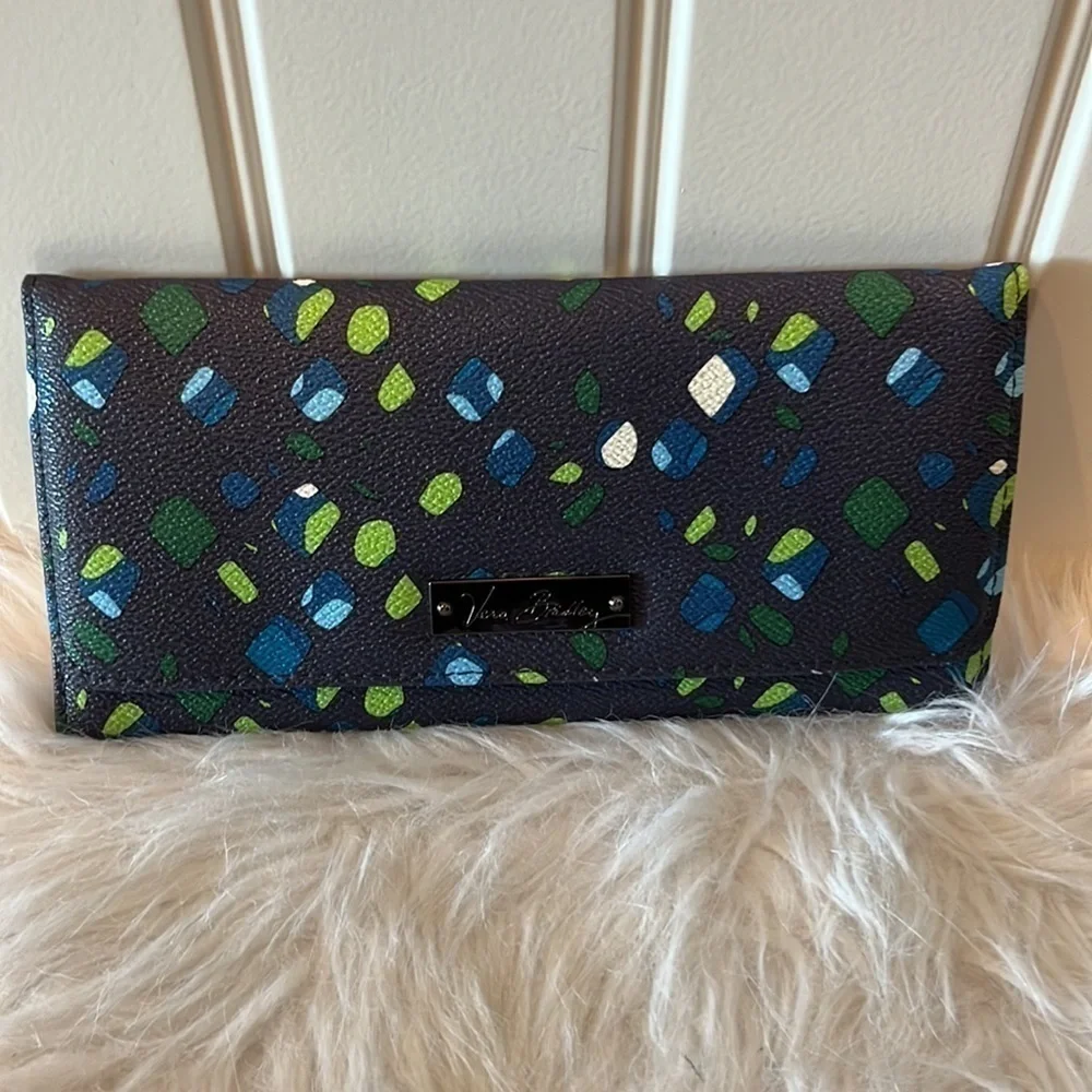 VERA Bradley Ink Spots Trifold Wallet, hard vinyl cute and great condition - Picture 7 of 9